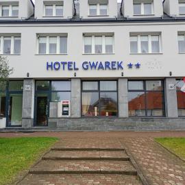 Hotel i Mała Gastronomia GWAREK: Staszów şehrinde bir otel