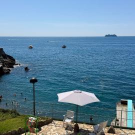 Villa Maria Luisa, with Private Beach Access and Tennis, hotel sa Zoagli