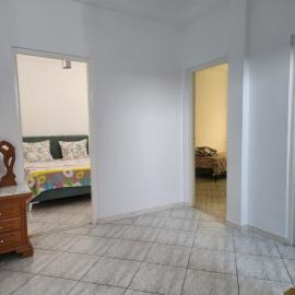 Location saisonnière entre mer, forêt et calme, hotel Raʼs al Jabal városában