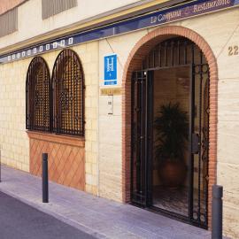Hostal la Campana, hotel a Motril