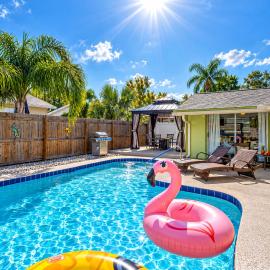3BR Oasis Sleeps 10 Heated Pool Ping Pong!