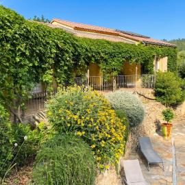 Villa spacieuse à Anduze avec piscine privée, hotel Générargues városában