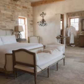 Sunstone Villa the Avignon Suite