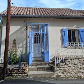 Les volets bleus, hotel v destinácii Prémian