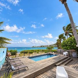 Villa with pool sea view and kayaks