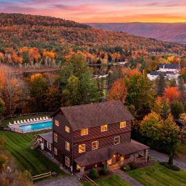 Cozy Peaks Lodge by AvantStay