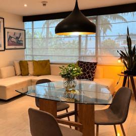 Modern, Private Suite in Samborondón Plaza