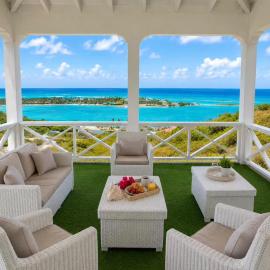 180 Ocean View Villa Casadino 3 Private Bedrooms Sleeps 8 AC Wi-Fi, hotell sihtkohas Bats Cave