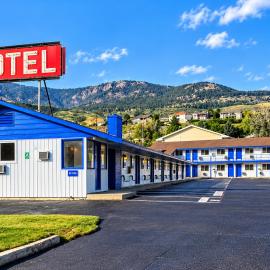 Royal Inn Motel, viešbutis mieste Kaš Krikas