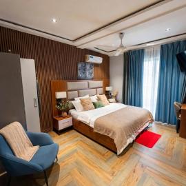 Studio Room with Kitchen, Accra - 2C, hotel i Lapaz