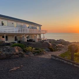 Sea Views Cliffs 50 M From The Sea In Sandvig, hotell sihtkohas Sandvig