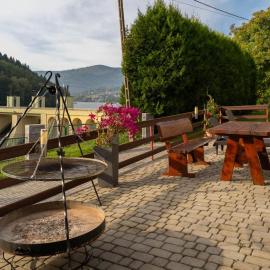 Noclegi nad Zaporą, hôtel à Międzybrodzie Bialskie