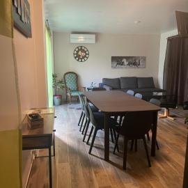 Drancy में, होटल Appartement cosy et spacieux à 10 min du Stade France