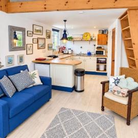 The Cabin - Hidden Retreat in the Heart of Salcombe