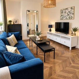 Modern 3-Bed House Nr City Centre & Hospital - Free Parking - Wifi - Free Netflix
