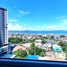 City Escape with Samal and city view walking distance Roxas night Market