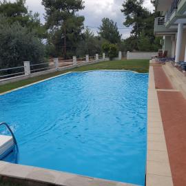 Adonis Villa
