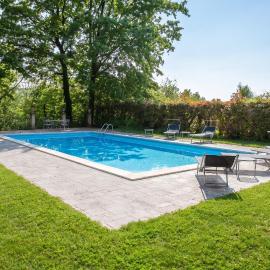 Charming villa in Alvignano with private pool