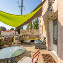 Appartement accueillant à Mortagne-sur-Gironde, 45 m², terrasse
