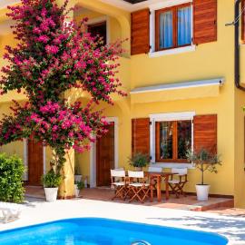 Sunflower House Istria - The Luxury of Privacy, hotel v destinácii Vodnjan