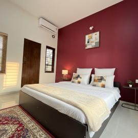 MYS Cove Haus Luxurious AC 4BHK, Duplex, 55'TV, hotel sa Belagula