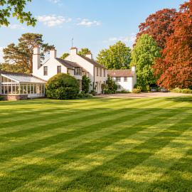 Riverside Country House and Cottage