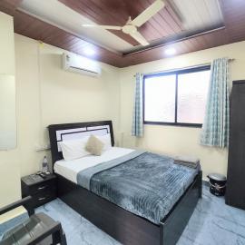 Ambient Homestay, In Nashik
