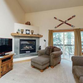 Tavern Inn #55, hotel em Olympic Valley