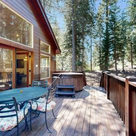 Serenity at Northwoods، فندق في تروكي
