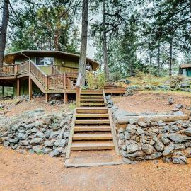 The Island Treehouse: Eastsound şehrinde bir otel