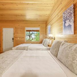 Wimberley Log Cabins Resort and Suites - Unit 5