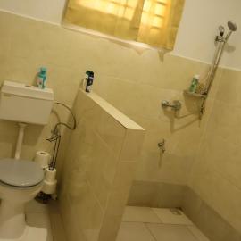 Vakantie woning met Veranda，Boxel的飯店