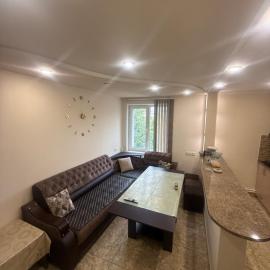 SwetHome881، فندق في Kotaykʼ