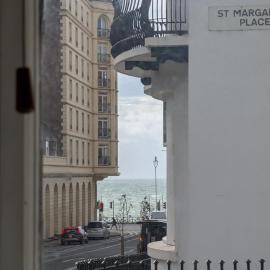 Top Central Artisan Beach Studios with Spa - try out for longer term, hotel v mestu Brighton & Hove