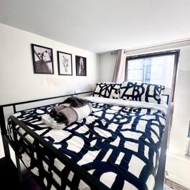 Chelsea Private Mini Studio