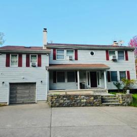 The Grand Escape - 3,500 Sq Ft, Sleeps 18, Fire Pit, Seasonal Pool & Club Access!