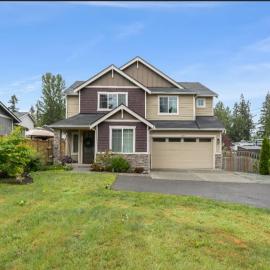 Fully Furnished 5BR 3 Baths Family Home in Everett, hotel en Everett