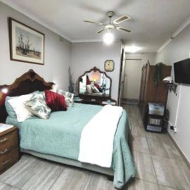 Cozy Granny Flat Near Cape Gate Hospital and Shopping Centre