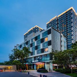 柏纳酒店成都火车东站迎晖路地铁站店