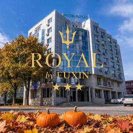 Royal by Euxin，位于康斯坦察的酒店