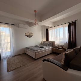 Louie's apartament