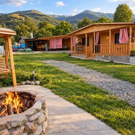 Arjut Eco House, hotelli kohteessa Arjut