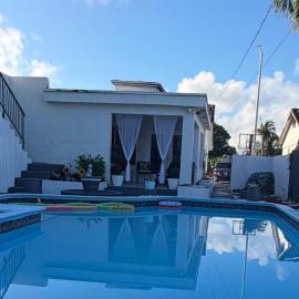 Miami 5 min Airport House with pool