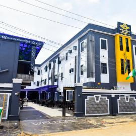 Royal Signature Hotel And Suites