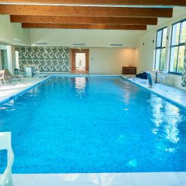 Aqua House&Spa Doftana, хотел в Teşila