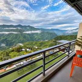 Living On The Edge A Luxury Property Near JW Marriot Mussoorie