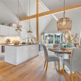 Seesucht-Hohwacht - Grosse Ferienwohnung im Beachhouse-Stil, 2 Balkone, 2 SZ und nur 300m zum Strand