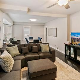 Spacious Home in DT Libertyville Near Naval Base