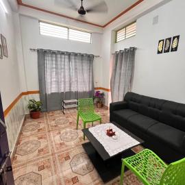 Sunshine Dew Homestay, hotel in Alīpur Duār