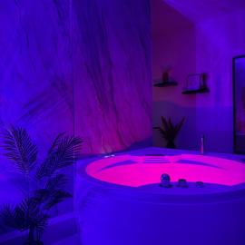Wellnesswohnung - Sauna - Whirlpool - Relax, viešbutis Duisburge